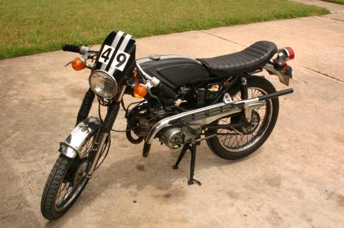 69suzukit125